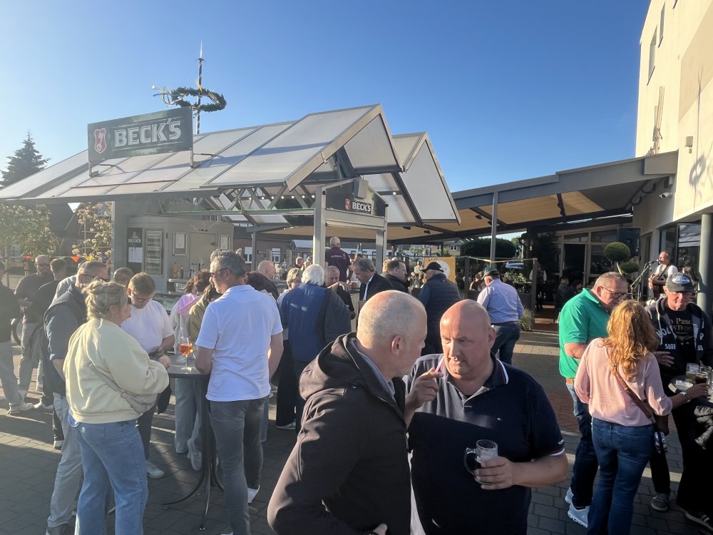 Afterwork-Biergarten Stratmann's 🌞😎🚸🫶